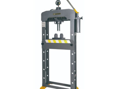 Pers, 30 ton, 2 snelheden, voet+handbediening, cylinder L+R instelbaar