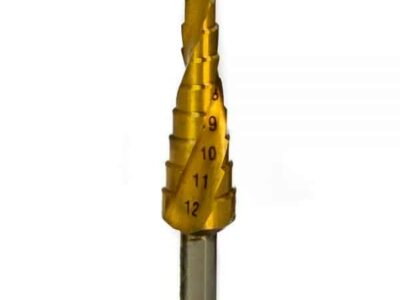 Trapboor, min 4 mm, max 12 mm. ESD.412